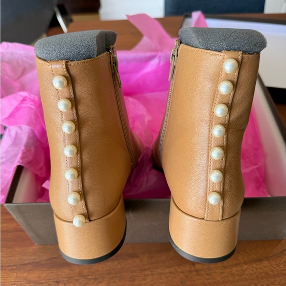 new Chie Mihara “Jako” Classic Pearl Back Ankle Boot in Sand, Size 38 (US 8) - Picture 10 of 10